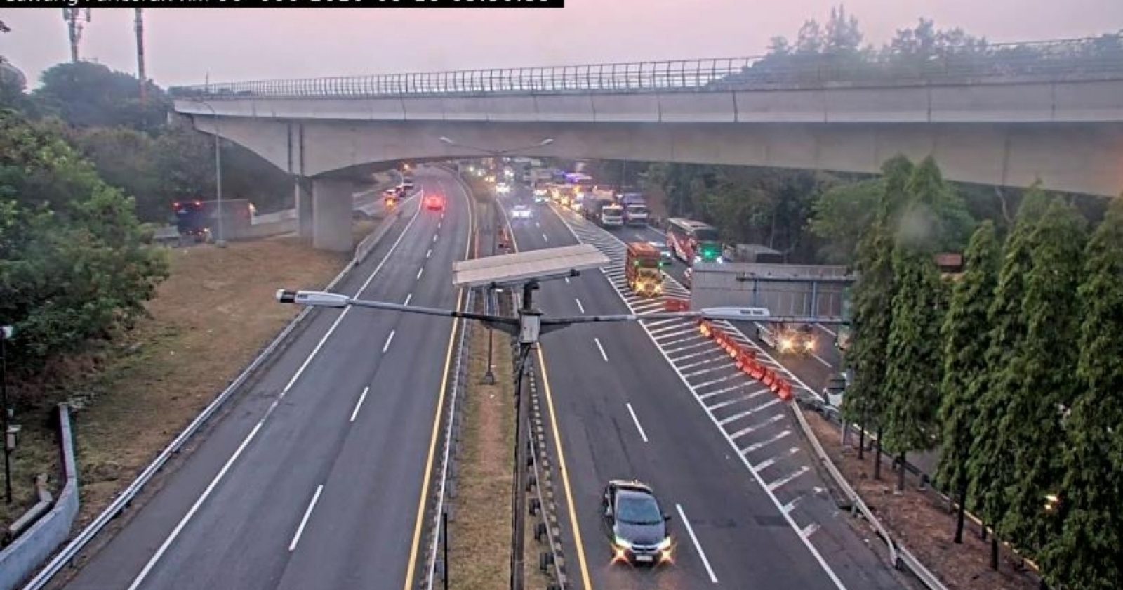 Sejumlah Gerbang Tol Sempat Ditutup Imbas Demo DPR, Kini Dibuka dan Lalu Lintas Normal