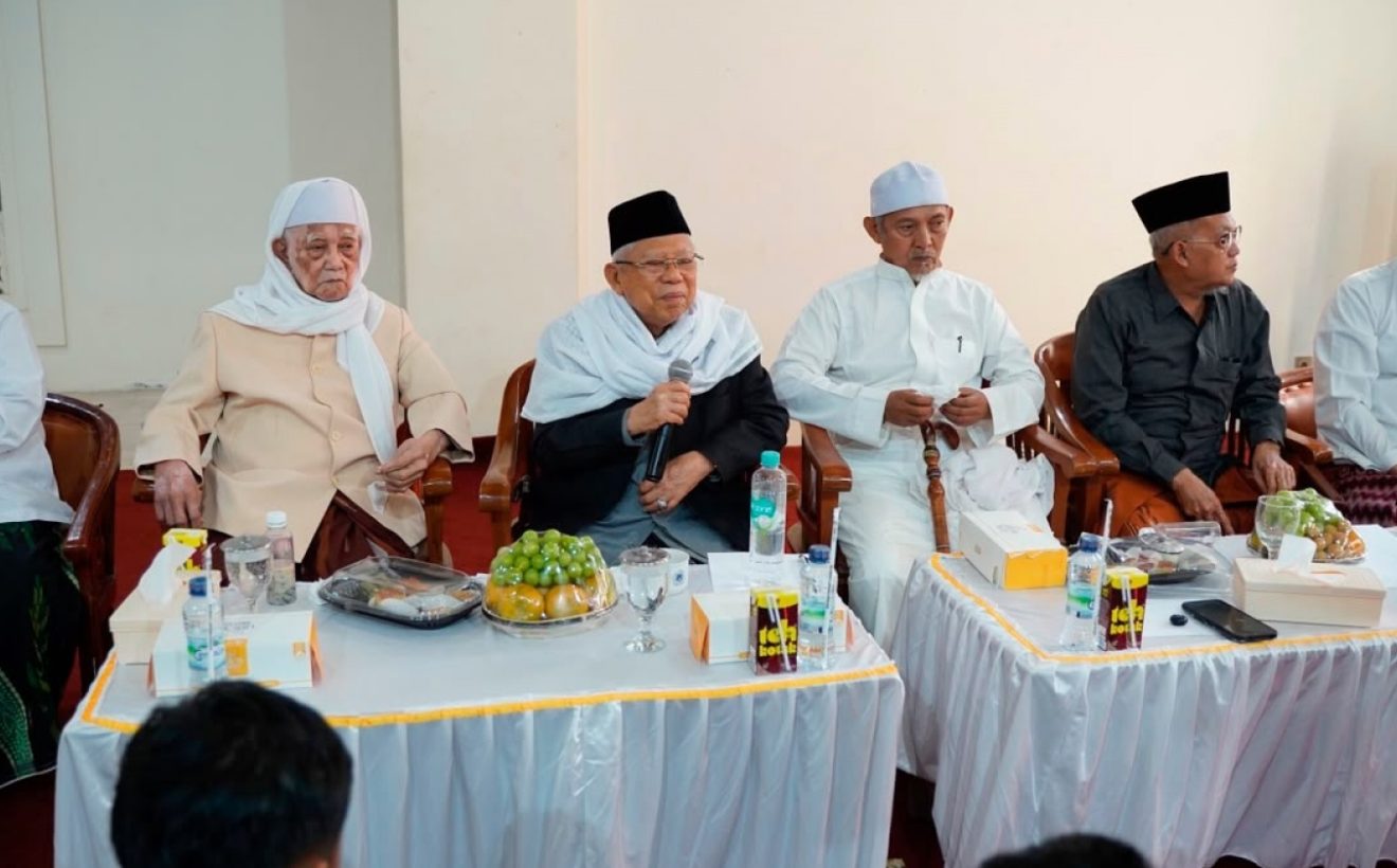 Kiai Sepuh Kecam Oknum Pejabat Jual ‘Restu Presiden’ di Muktamar NU