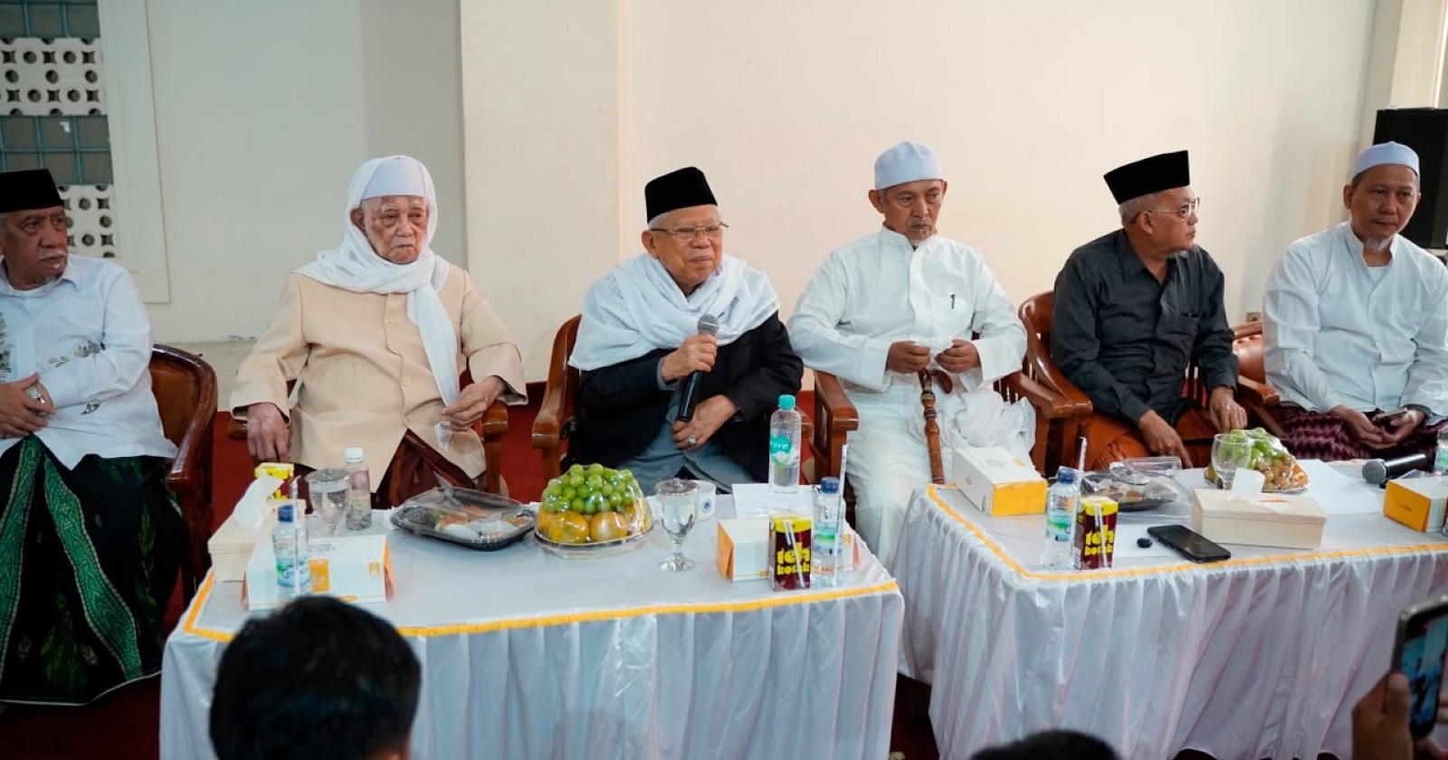 Kiai Sepuh Kecam Oknum Pejabat Jual ‘Restu Presiden’ di Muktamar NU