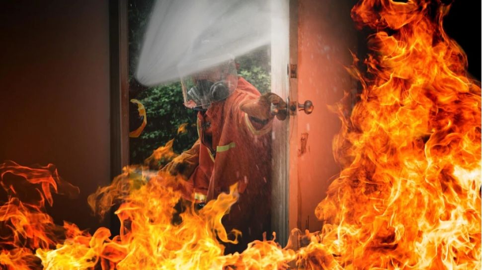 Rumah di Pondok Labu Terbakar! Petugas Masih Data Korban Jiwa dan Cari Pemicu Munculnya Api