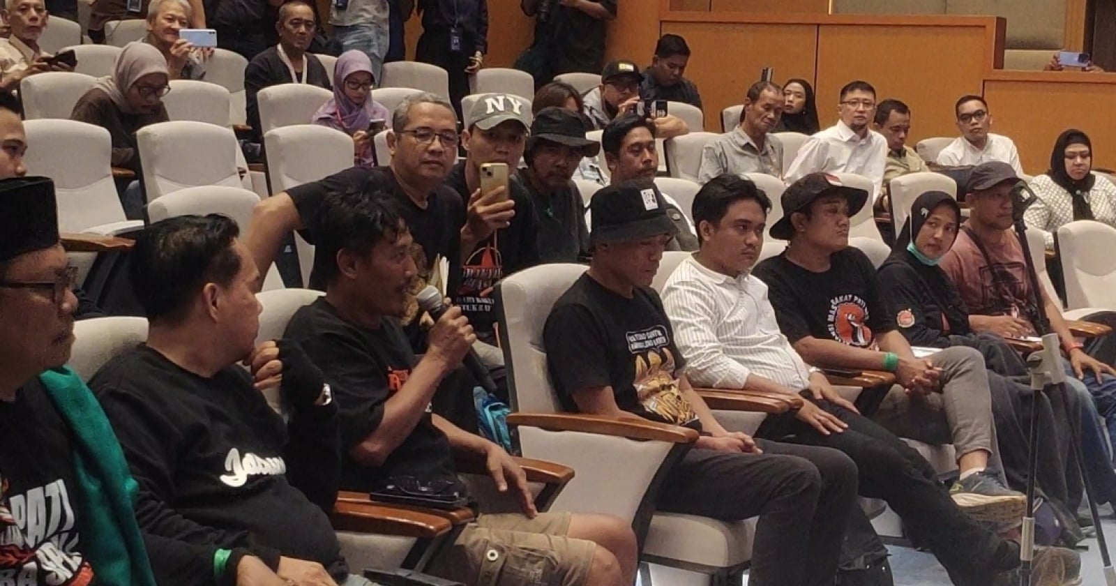 Sentil Fasilitas Mewah DPR, Aktivis Pati: Bapak Tetap Kaya Meski Ada Korupsi