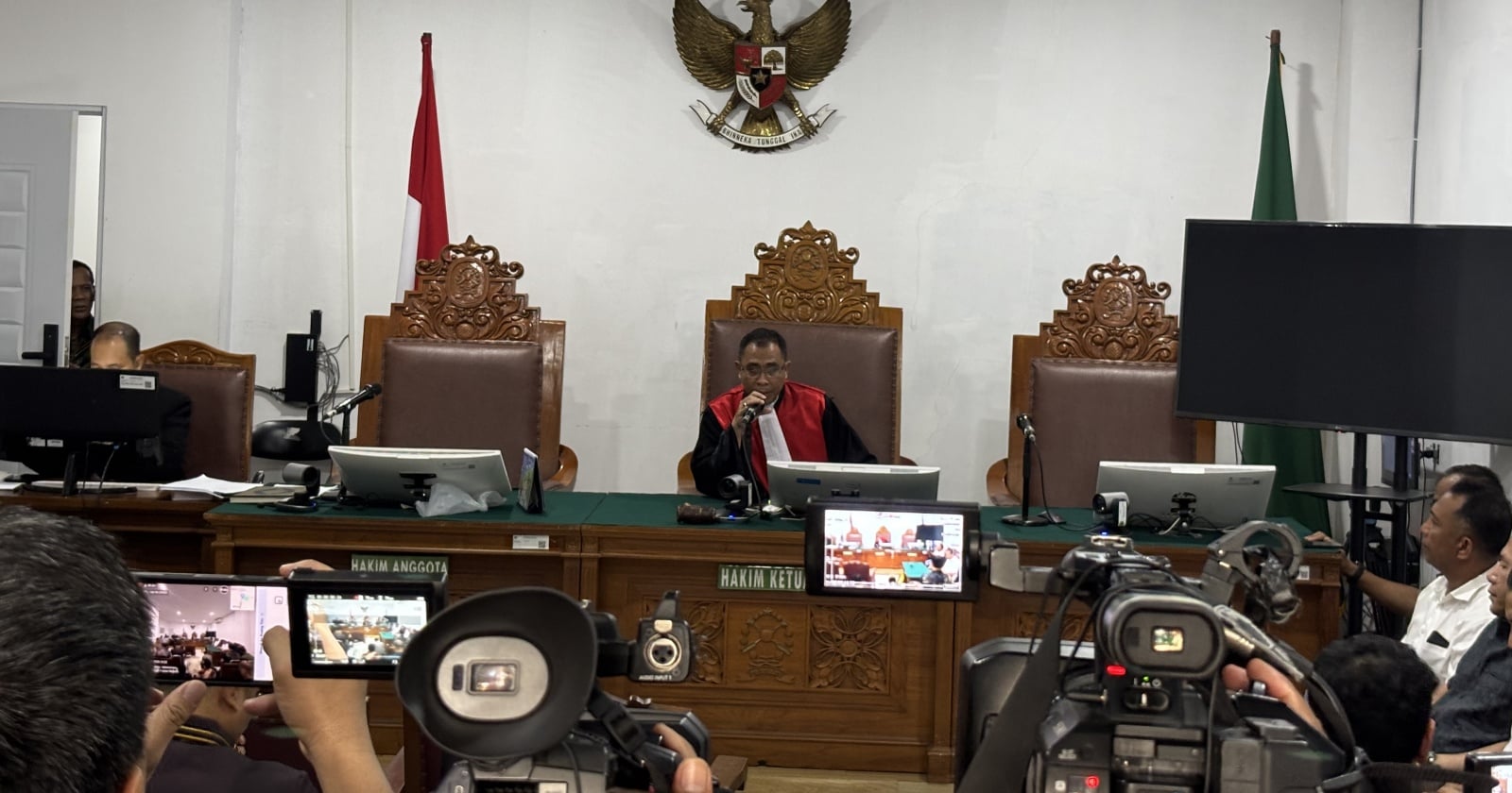 Hakim Sebut Ada Dugaan Febrie Terima Uang Rp40 Miliar dari Tan Kian
