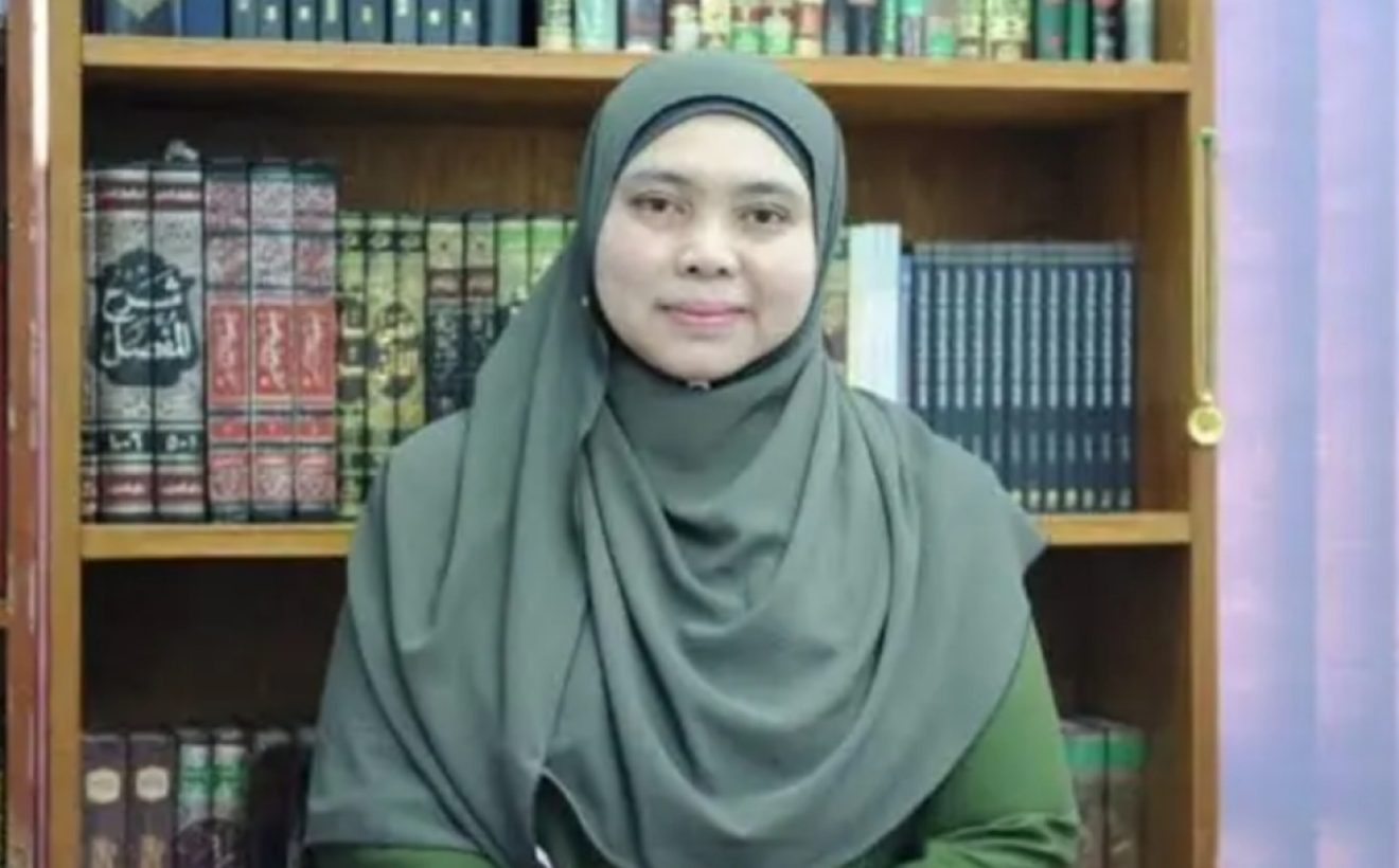 Profesor IIUM Malaysia Dipecat Buntut Klaim Sejarah Orang Melayu Kuno Bisa Terbang