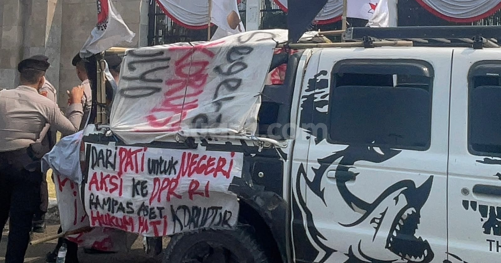 Bukan Menolak Warga Pati, YLBHI Buka Suara soal Tak Izinkan Bermalam di Diponegoro 74