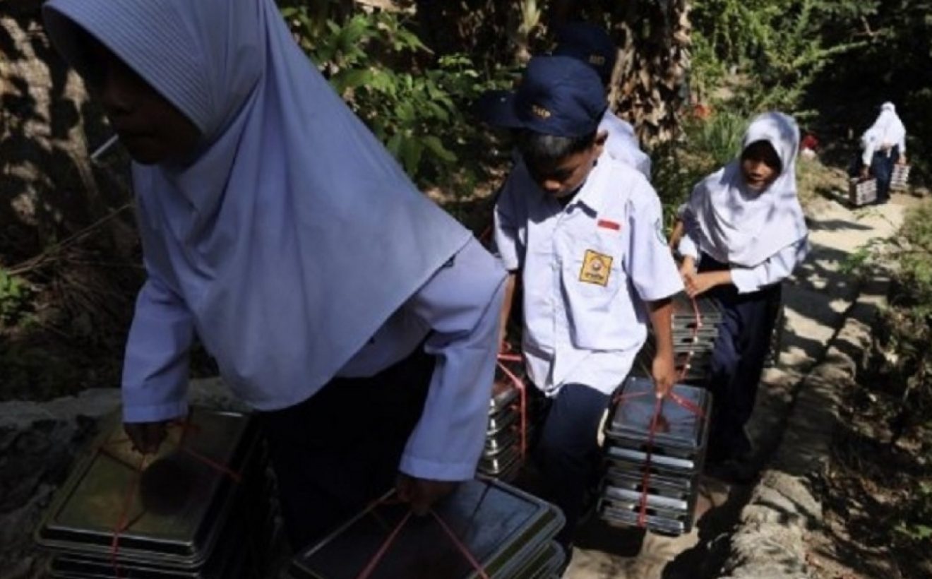 Anggaran Pendidikan Naik Rp50,9 Triliun, SD-SMP Gratis Harus Segera Direalisasikan!