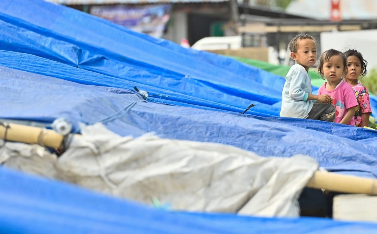 Risiko Hipotermia dan Kekerasan Terhadap Anak di Pengungsian Gempa NTT