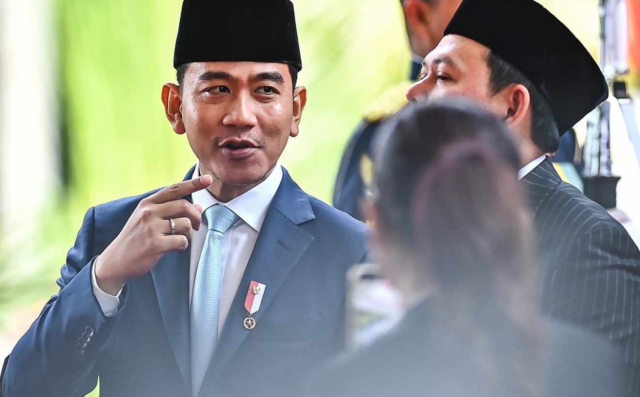 Usai Dirawat Dokter Terbaik RSCM, Gibran Ungkap Kondisi Terkini Dua Siswi Keracunan MBG Asal Karo