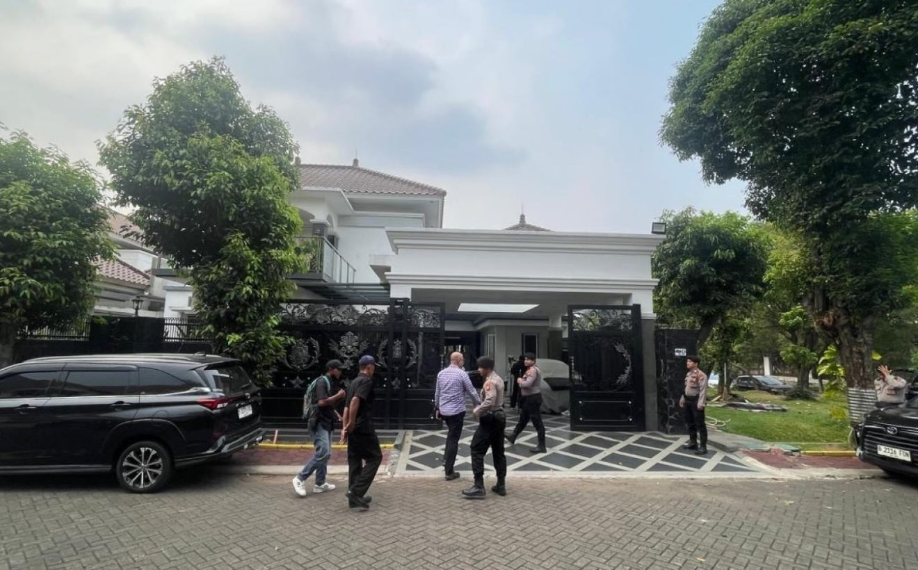 Kembangkan Kasus Bekasi, KPK Geledah Rumah Mewah Anggota Polisi Yayat Sudrajat