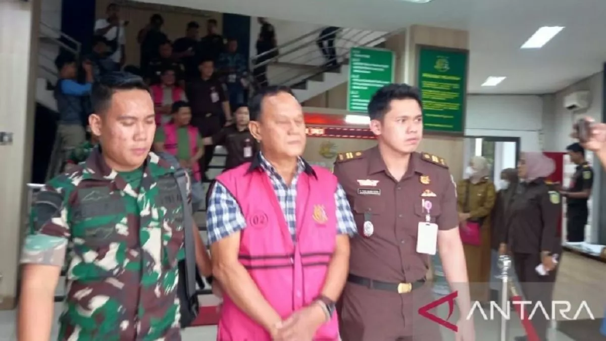 Kasus Korupsi Anggaran Rp19,5 Miliar! Mantan Ketua DPRD Merangin Ditahan Kejati Jambi
