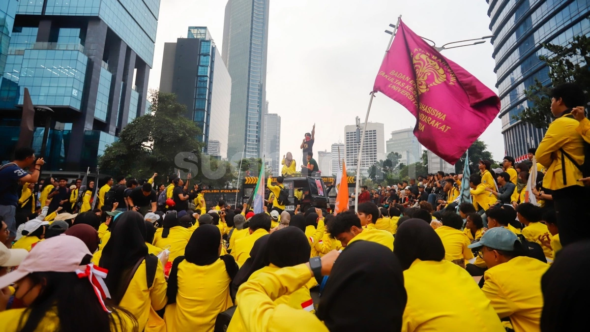 Ada Demo 2 Tahun Prabowo! Pengguna Jalan Diimbau Hindari Monas, Sudirman, dan DPR