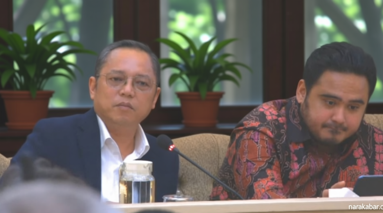 Main Agenda: Deddy Sitorus Tantang Gibran Klarifikasi Dugaan Suap ke Pengurus BEM UBK