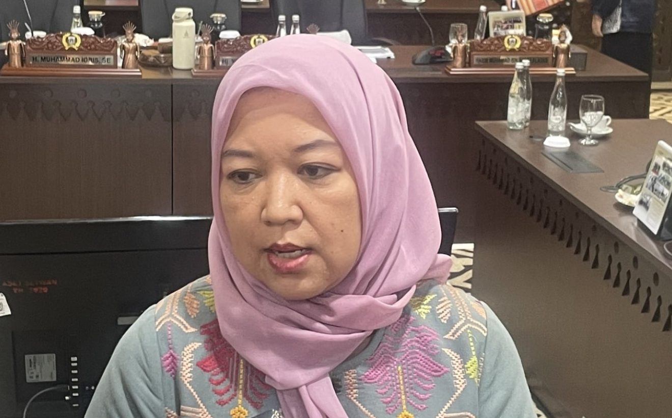 Topics Covered: Pulau Panggang Krisis BBM, Nelayan Terancam Tak Bisa Melaut