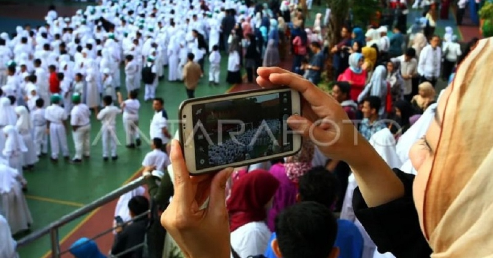Special Plan: ASN DKI Boleh Masuk Kerja Jam 12 demi Antar Anak Sekolah, Wajib Kirim Foto Bukti!