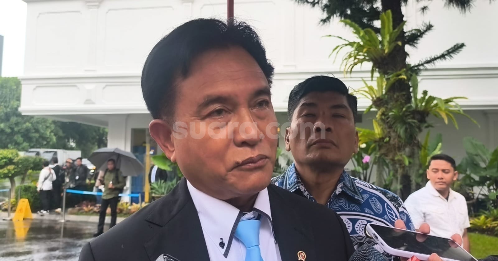 Solving Problems: Lebih Cepat di Kejagung, Yusril Ungkap Alasan Berkas Kasus Febrie Adriansyah Dilimpahkan
