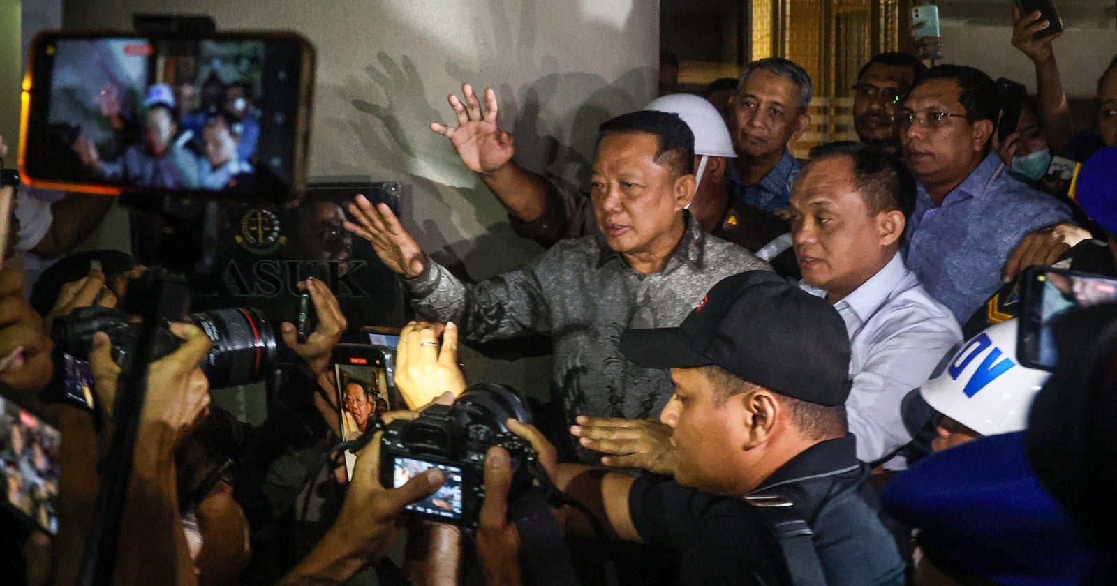 Kejagung Jangan Berhenti di Febrie Adriansyah, Aktor Intelektual Harus Diburu