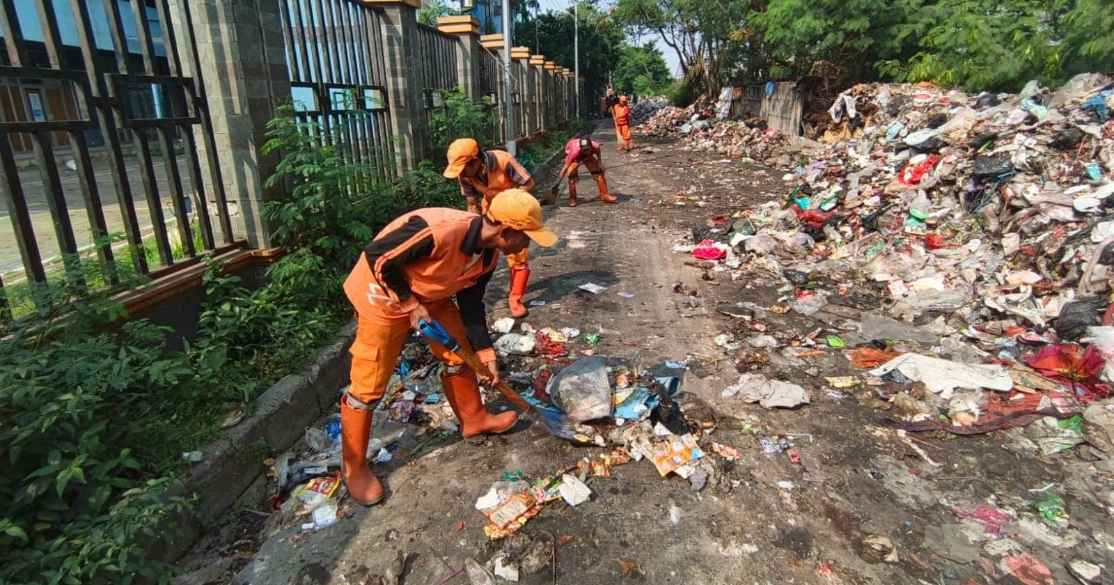 Tumpuk Sampah Sembarangan di Jakarta Bisa Berujung Denda Rp 500 Ribu