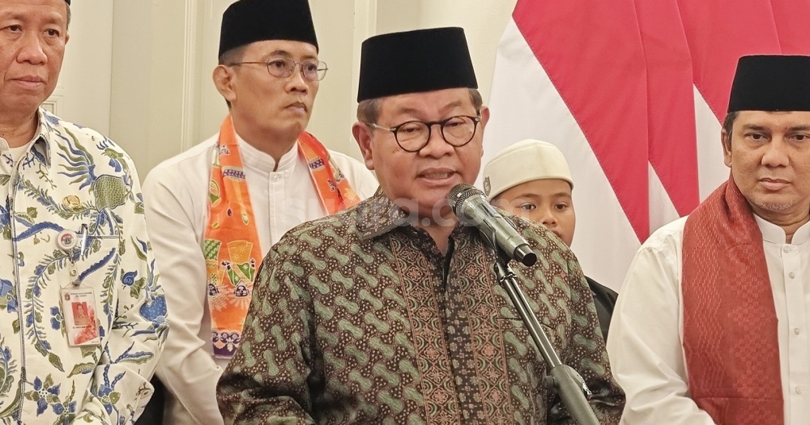 Pramono Ancam Cabut Izin Swasta yang Timbun Sampah Ilegal di Jakarta