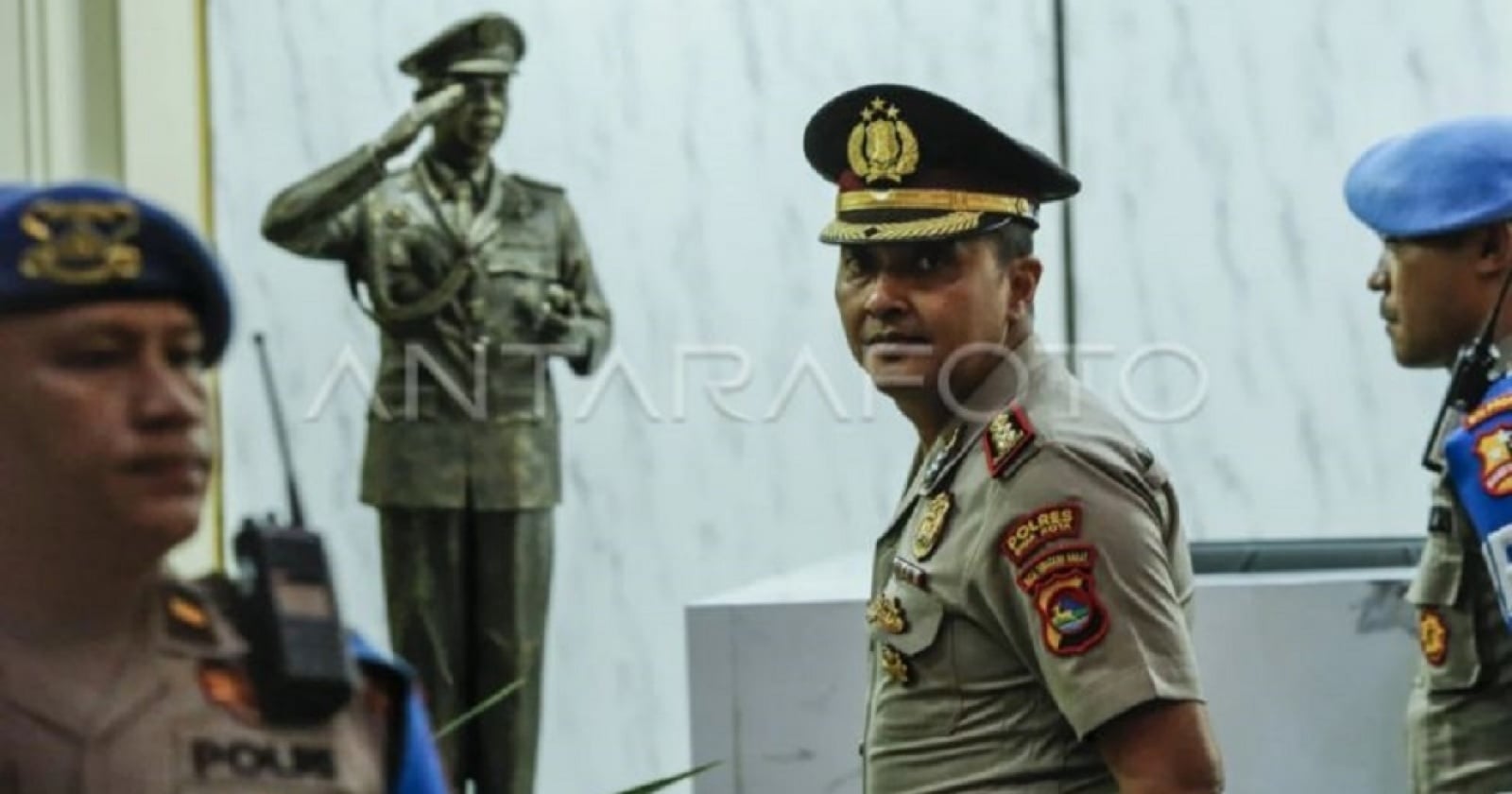 Miris! Eks Kapolres Bima Kota Pakai Uang Sabu Rp434 Juta Buat Umrah Keluarga
