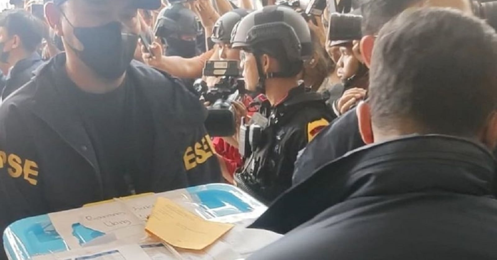 Latest Update: Tak Cukup Koper, Barang Bukti Don Ritto Diangkut Kontainer ke Kejagung, Ini Daftar Rinciannya