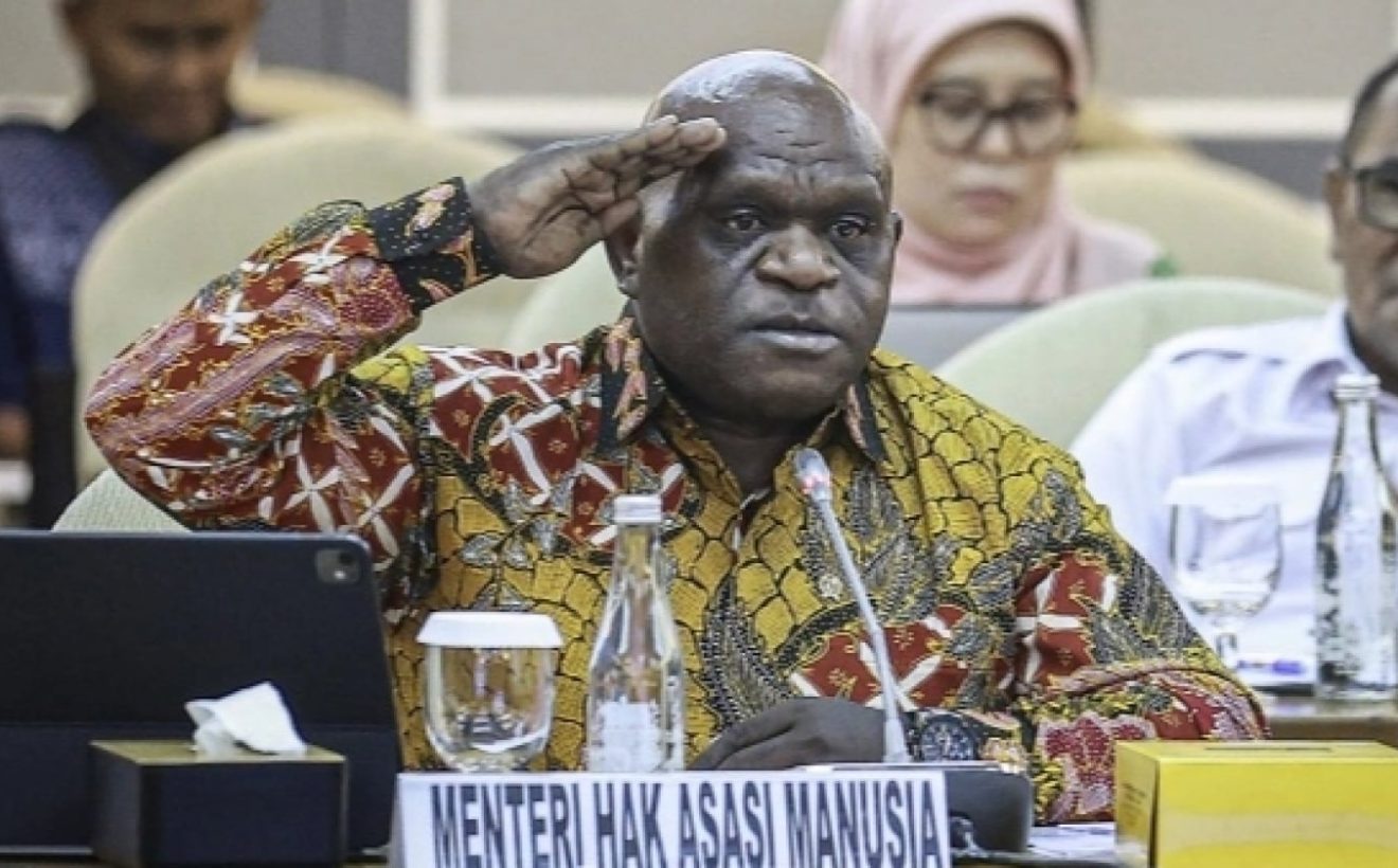 Key Strategy: Echa Waode Tuntut Natalius Pigai Jamin Hak LGBT: Negara Jangan Diam Lihat Rakyat Dipersekusi!