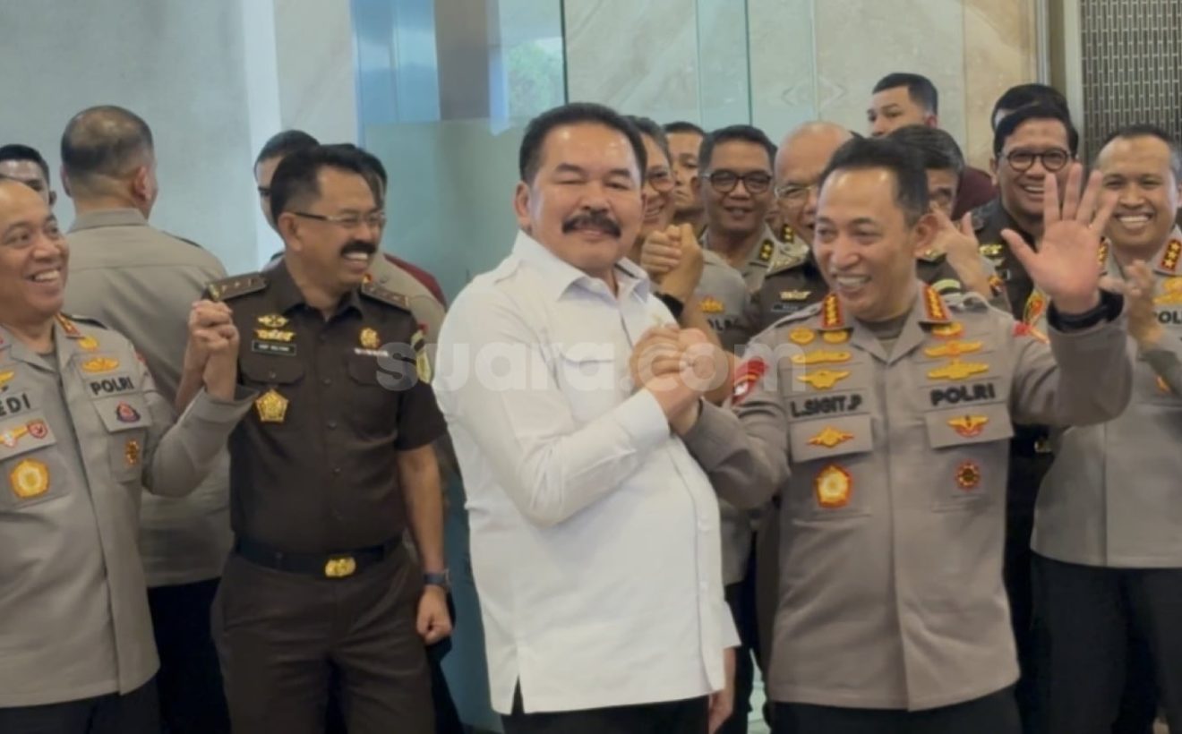 Meeting Results: Kapolri Datangi Kejagung Usai Polemik Kasus Febrie Adriansyah, Tegaskan Tak Ada Konflik