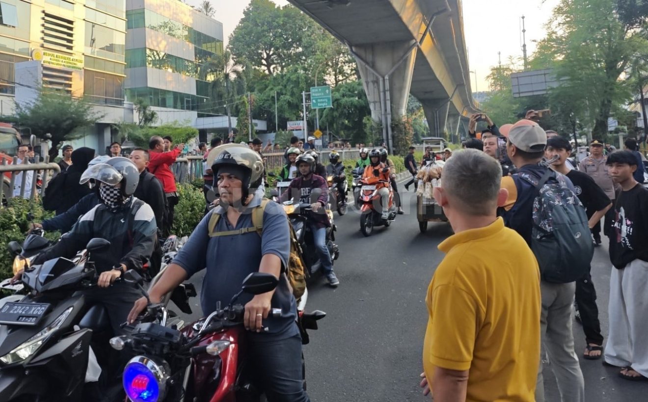 Pembongkaran JPO Tendean Selesai – Jalur Arah Pancoran Mulai Dibuka