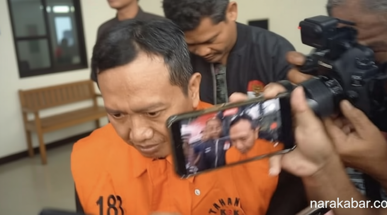 Pakai Rompi Oranye, Anggota DPRD Jatim Fraksi Gerindra Mahrus Ali Resmi Ditahan KPK