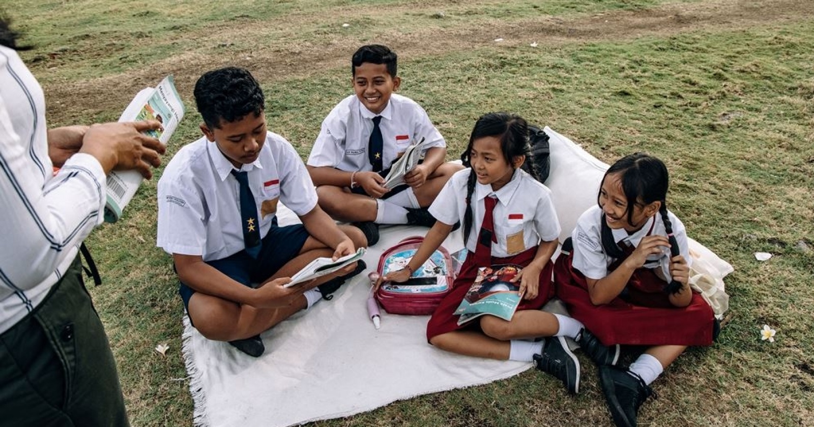 MPLS Sekolah Rakyat Fokus Bangun Literasi Digital – Siswa Baru Dibekali Etika Pakai Medsos