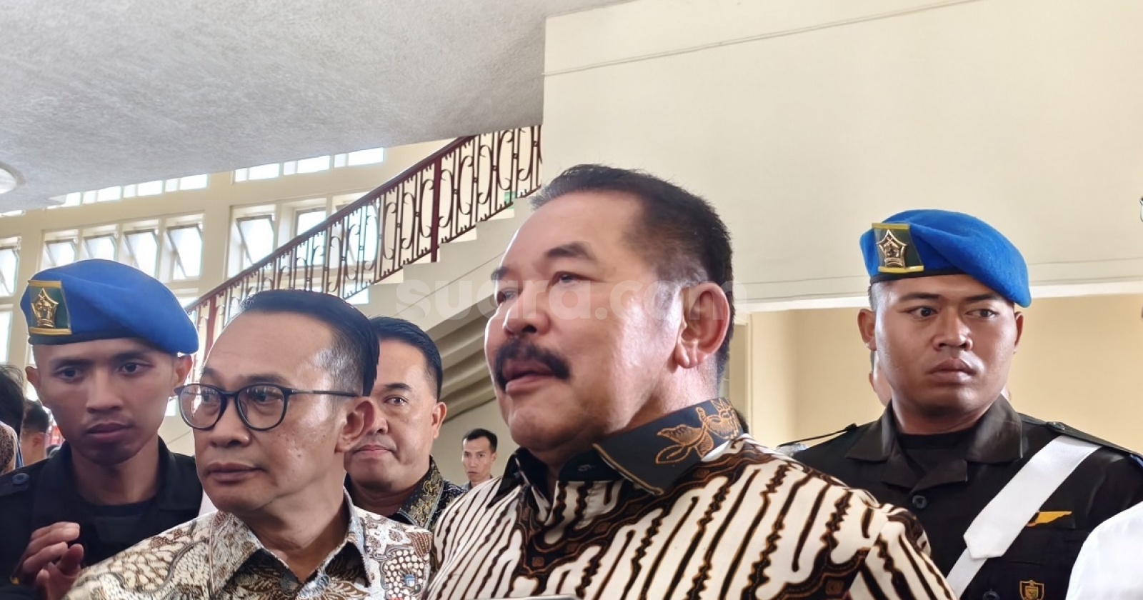 Facing Challenges: Jaksa Agung Resmi Terima Pengunduran Diri Febrie Adriansyah dari Jampidsus
