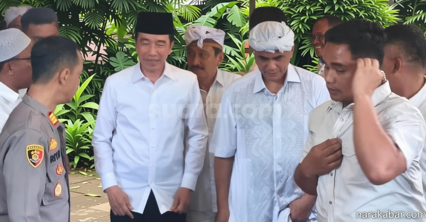 Historic Moment: Takziah ke Rumah Duka, Jokowi Kenang Sosok Rachmat Gobel: Menteri yang Bekerja Keras