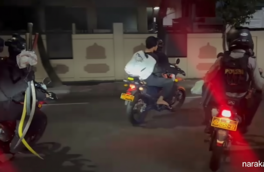 Brimob dan Tim Perintis Presisi Ciduk 5 Remaja Tawuran di Jatinegara, Samurai Disita