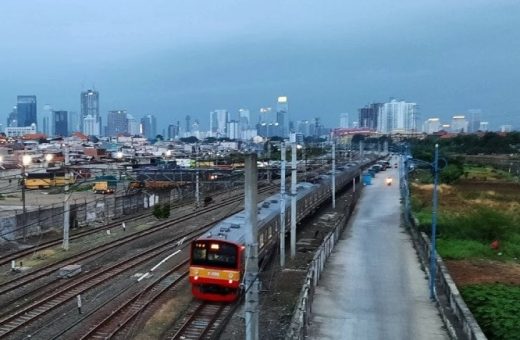 Dua Insiden Tertemper Beruntun, Perjalanan Commuter Line Bogor dan Tangerang Molor