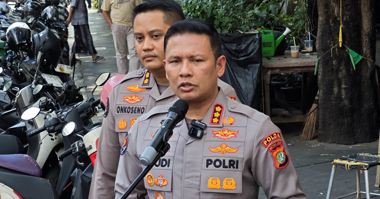 Bukan Massa Mahasiswa, 21 Orang Bawa Petasan dan Diduga Molotov Dipulangkan