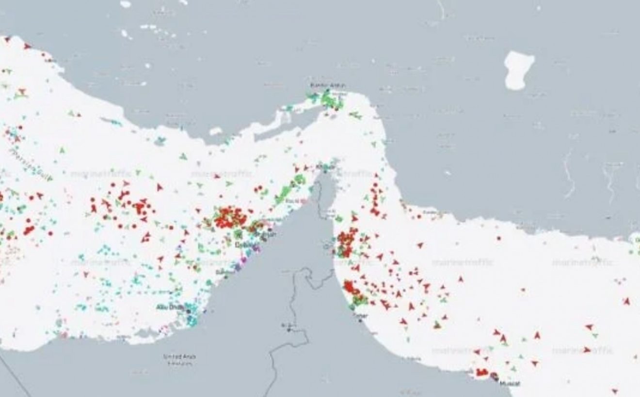 Perang di Selat Hormuz Berpotensi Mereda dalam 48 Jam Jika AS – Iran Tak Batal Damai
