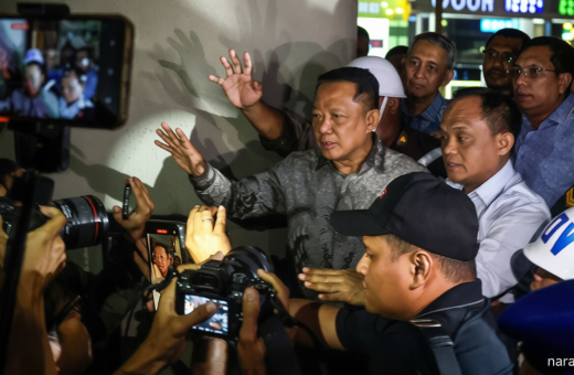 Tiga Jam Geledah Rumah Eks Jampidsus Febrie, Kejagung Sita Dokumen Pencucian Uang