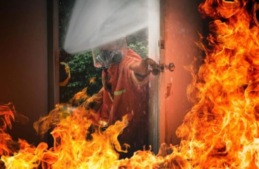Rumah di Pondok Labu Terbakar! Petugas Masih Data Korban Jiwa dan Cari Pemicu Munculnya Api