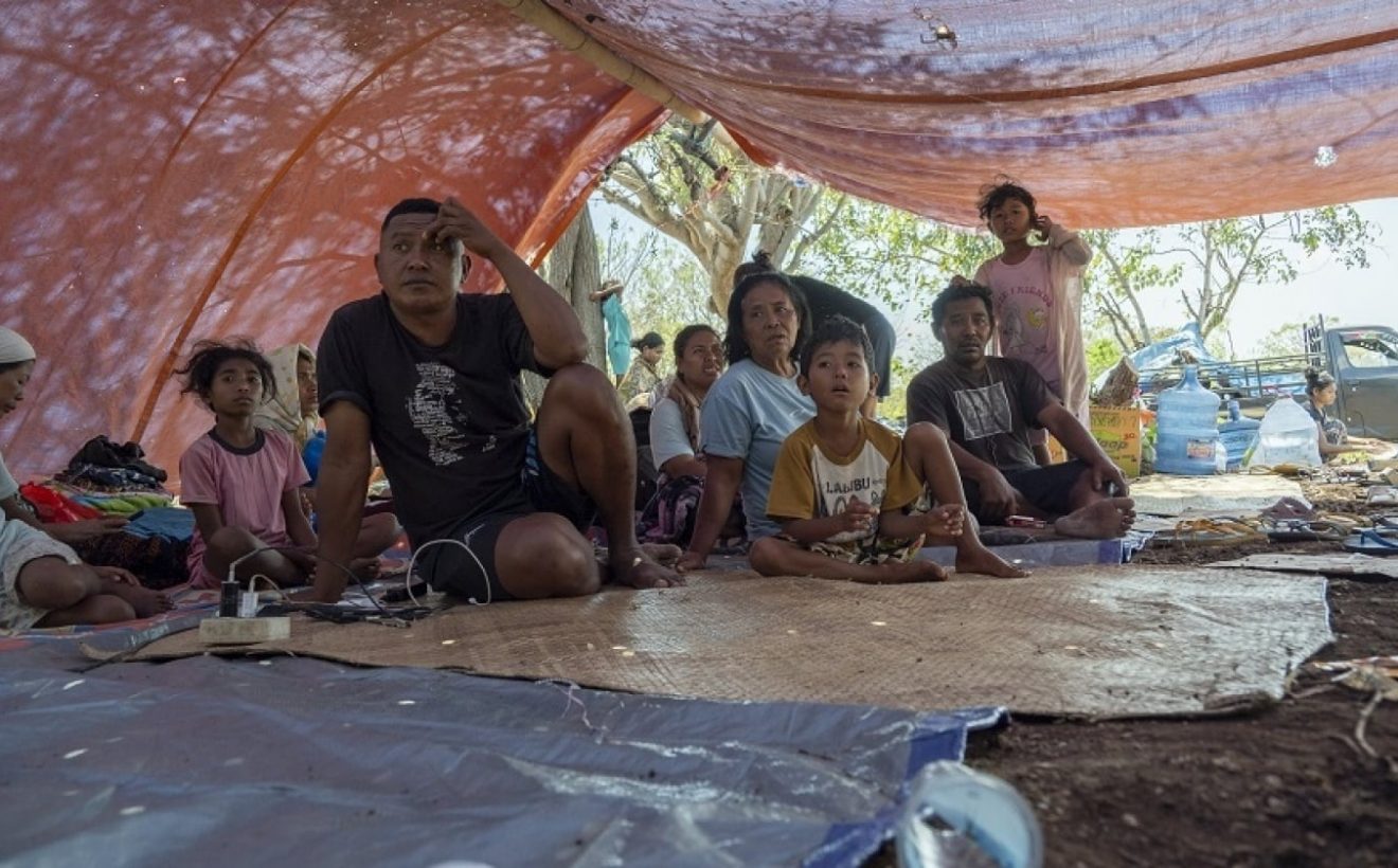 Belum Dapat Tenda Pemerintah, Warga Korban Gempa Flores Mulai Sakit-sakitan
