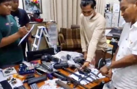Kronologi Temuan 995 Senpi, Narkoba dan VCD Porno di Sekolah Swasta Jaksel