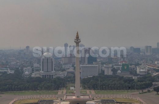 OMC Terkendala Kemarau, Jakarta Andalkan Damkar Semprot Air Demi Tekan Polusi Udara